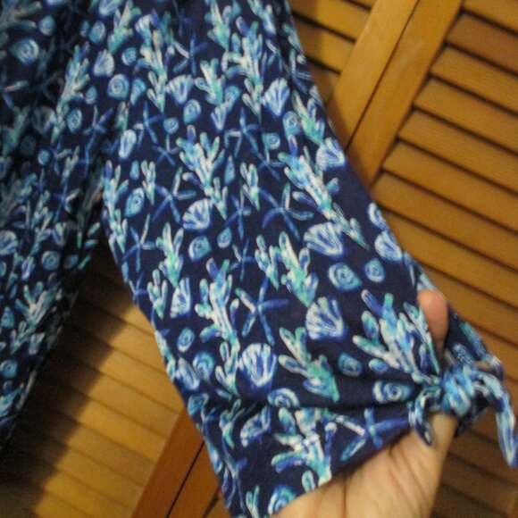Casey Key top blues & white V neck lightweight soft stretchy tie sleeves sz 1x - Picture 6 of 8